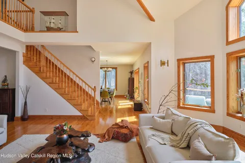 $1,395,000 | 592 Swartekill Road, New Paltz, NY 12561