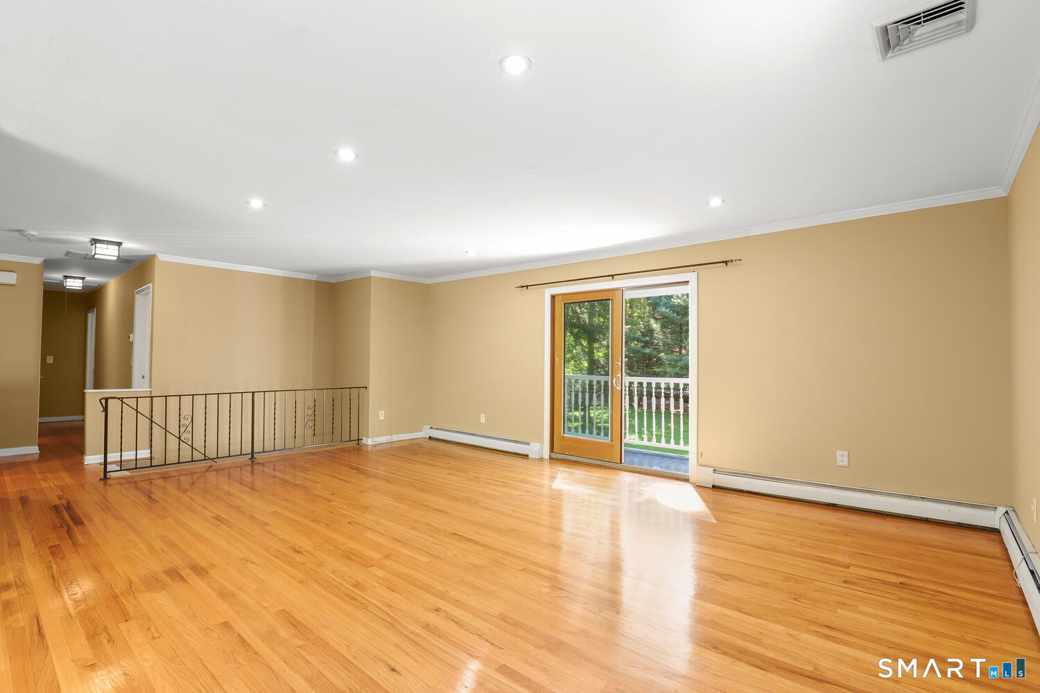 122 Deforest Road Wilton, CT 06897 - Photo 17 of 40