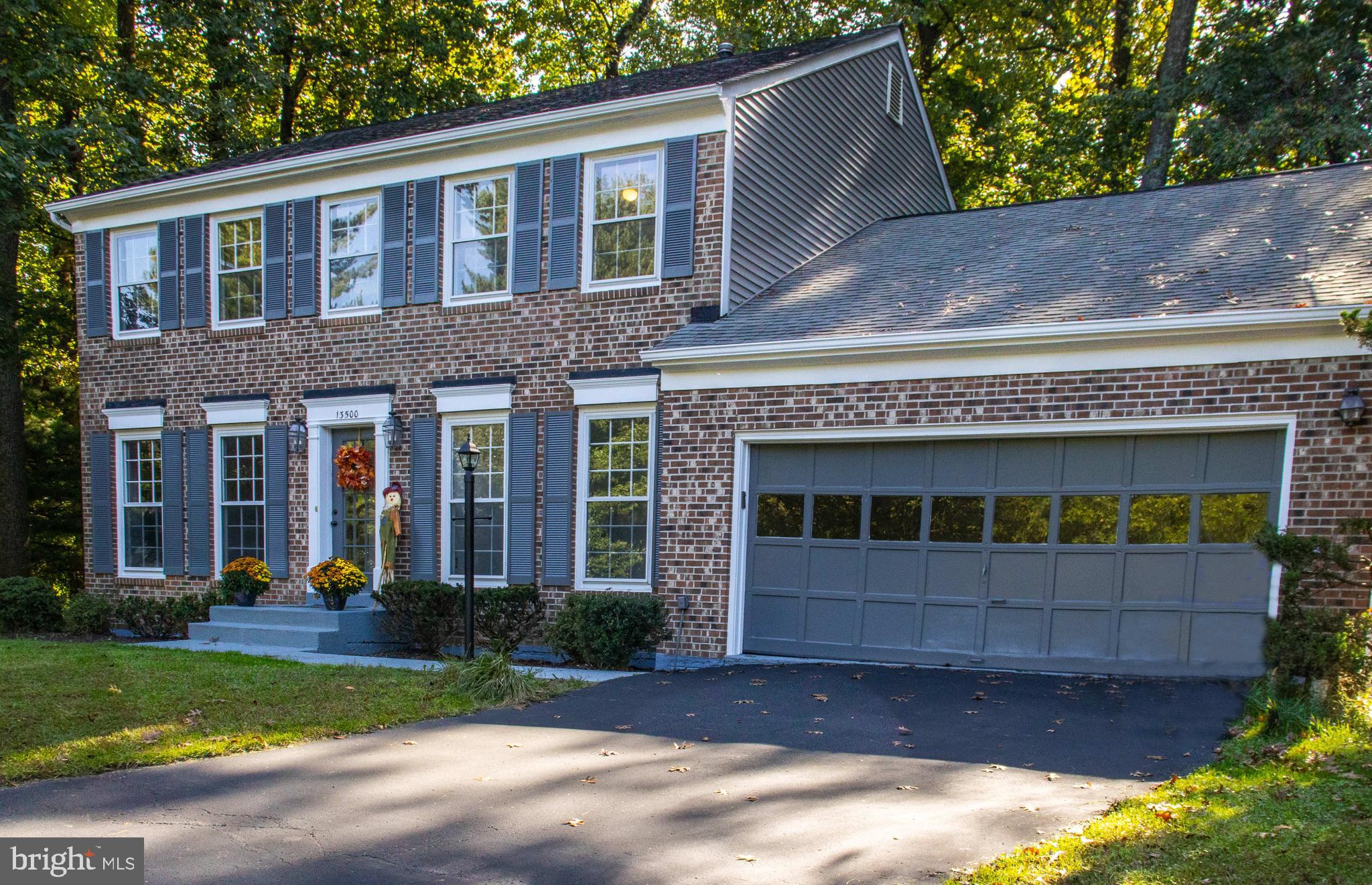 13500 Round Tree Court Silver Spring, MD 20906 - Photo 3 of 36 Gallery Image 3