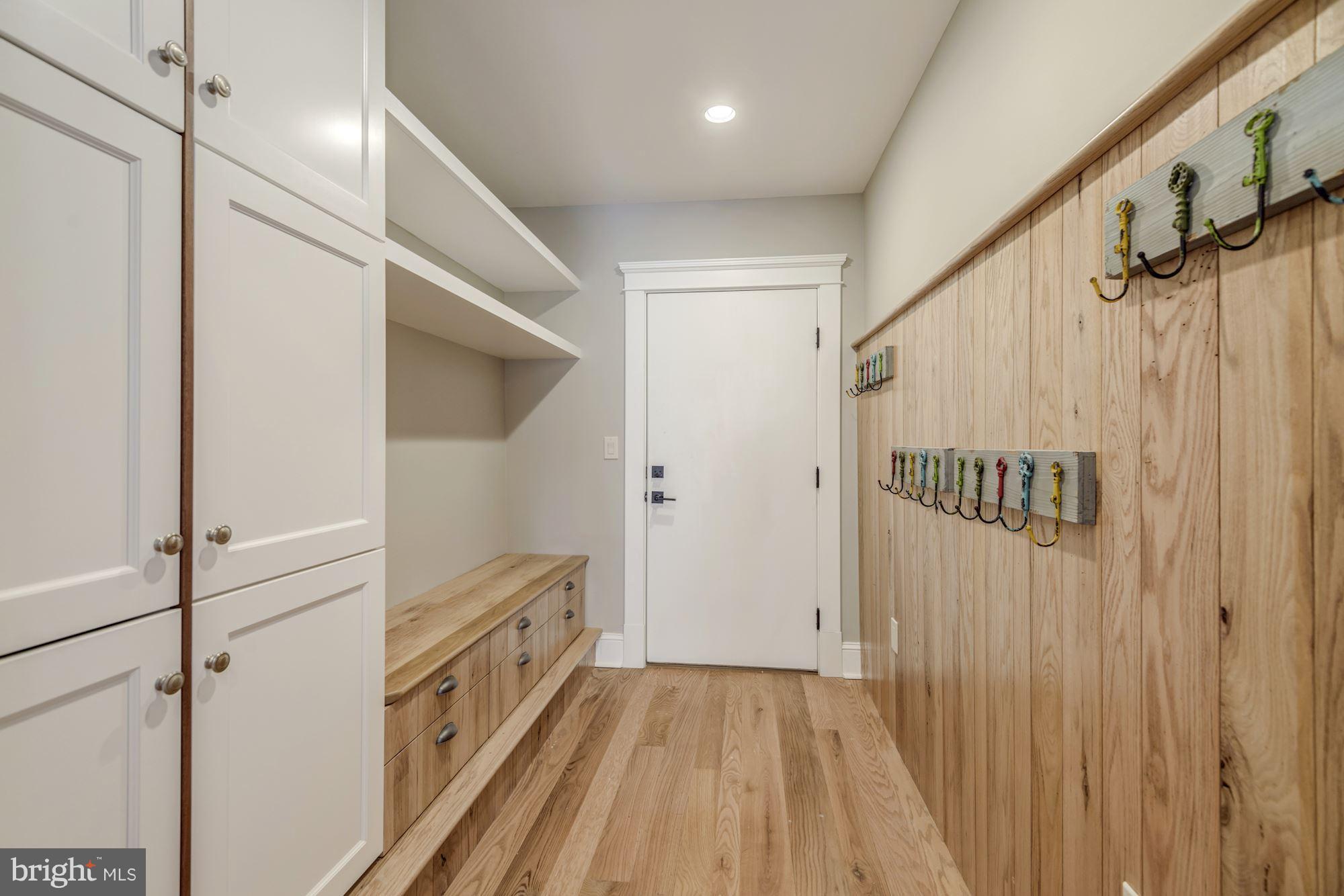 2000 Scroggins Road Alexandria, VA 22302 - Photo 11 of 30 MUD ROOM