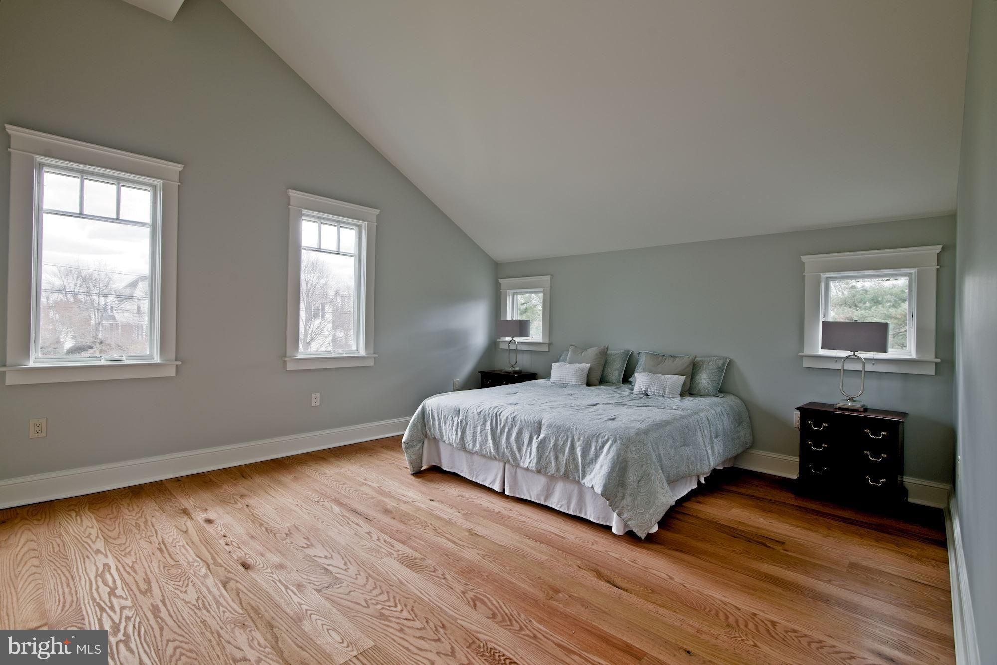 2000 Scroggins Road Alexandria, VA 22302 - Photo 15 of 30 MASTER SUITE