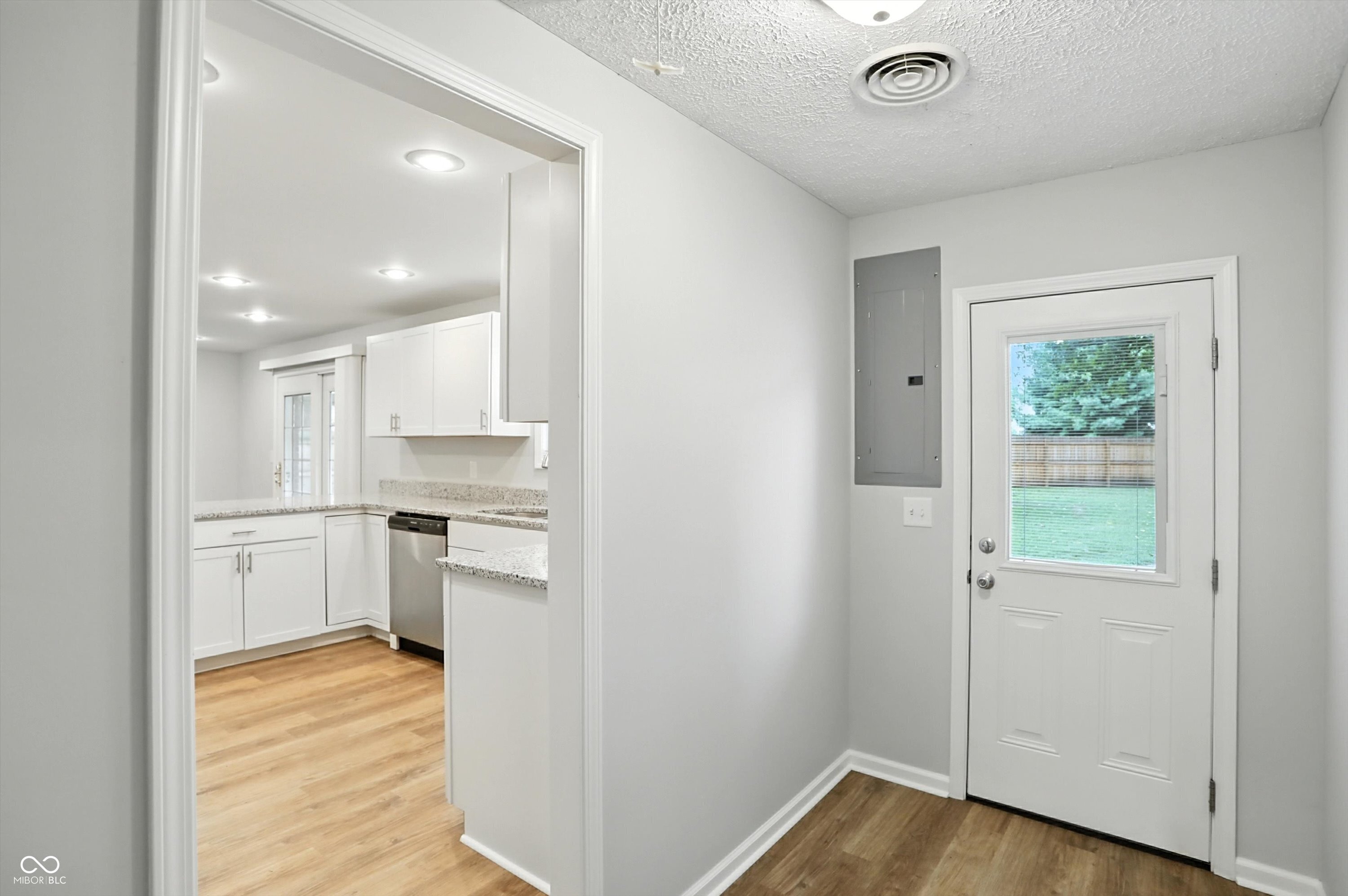 4214 Solun Road Indianapolis, IN 46221 - Photo 13 of 46 Gallery Image 13