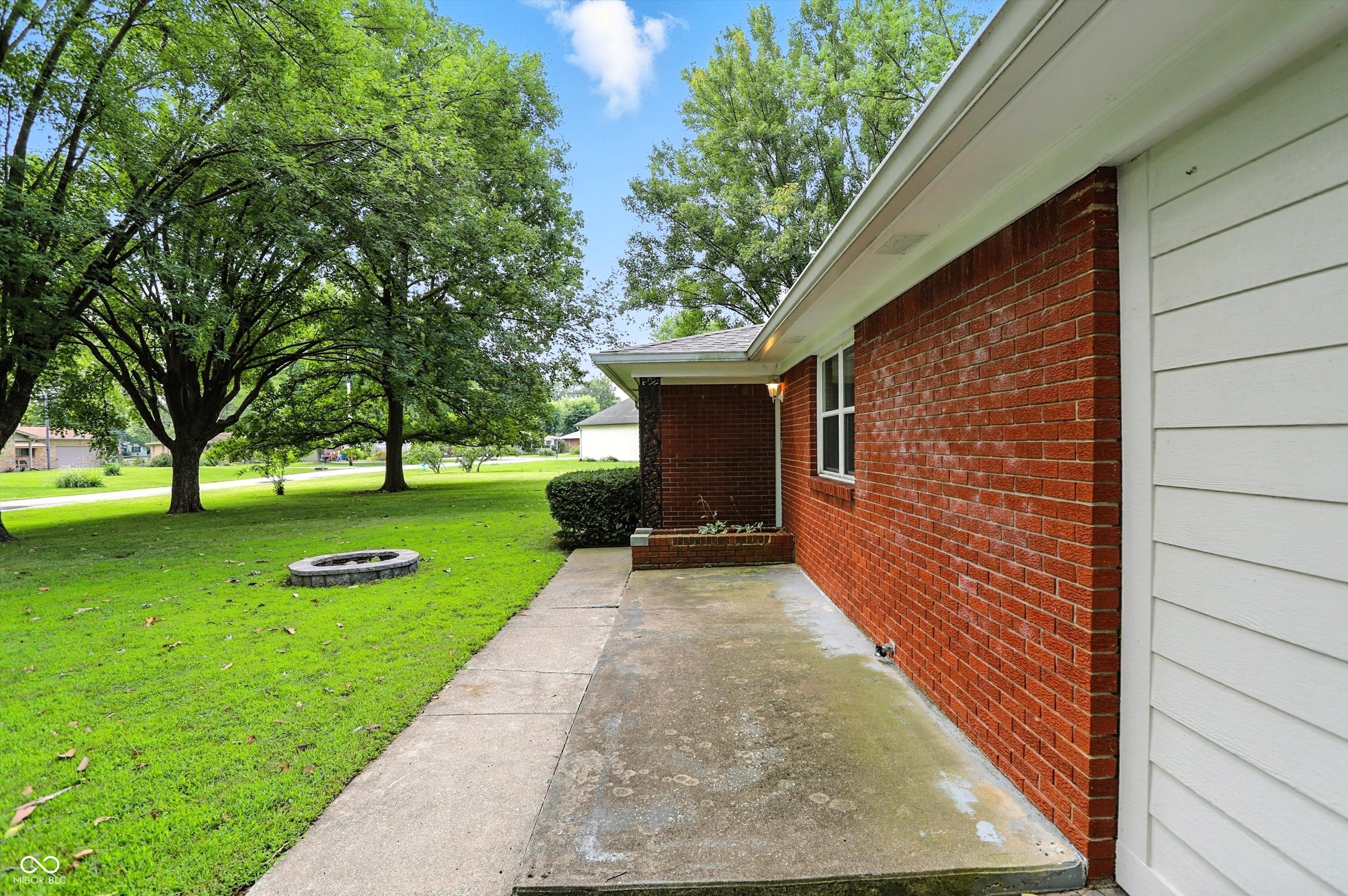 4214 Solun Road Indianapolis, IN 46221 - Photo 38 of 46 Gallery Image 38