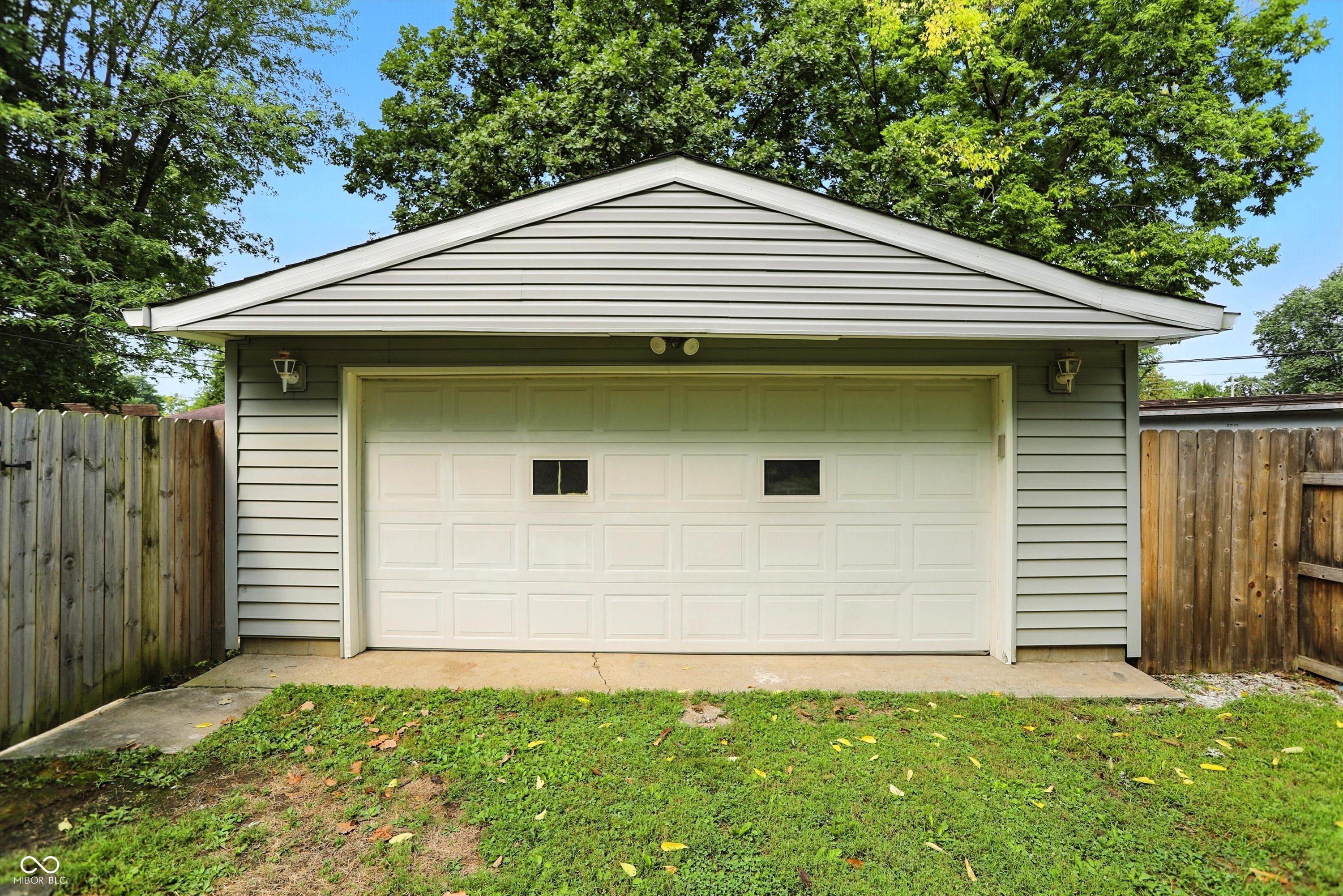 4214 Solun Road Indianapolis, IN 46221 - Photo 39 of 46 Gallery Image 39