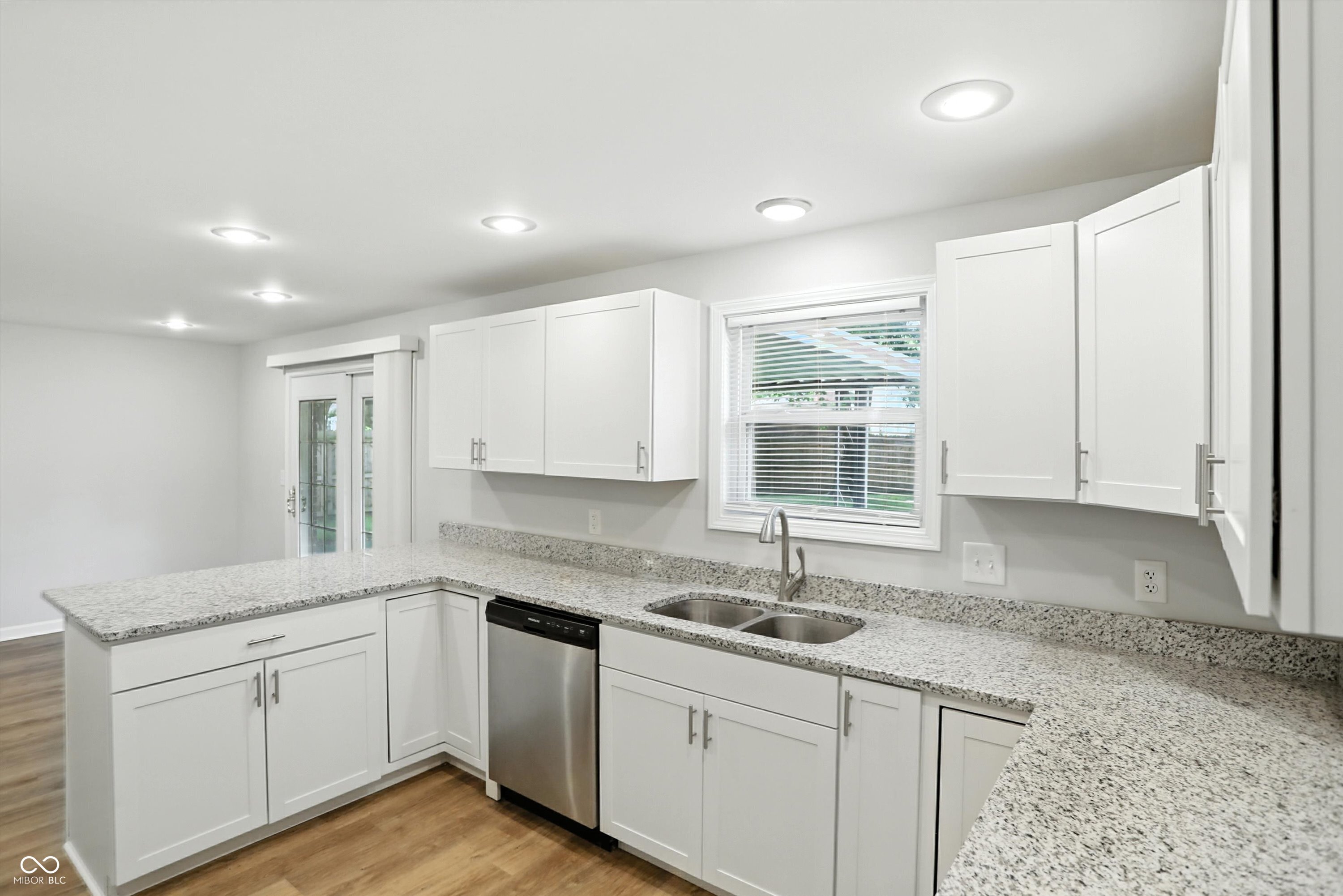 4214 Solun Road Indianapolis, IN 46221 - Photo 9 of 46 Gallery Image 9