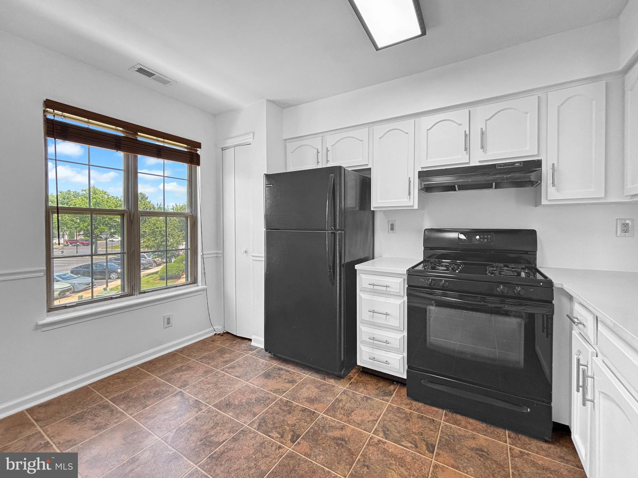 3102 Limestone Way Mount Laurel, NJ 08054 - Photo 11 of 23 Updated eat-in kitchen