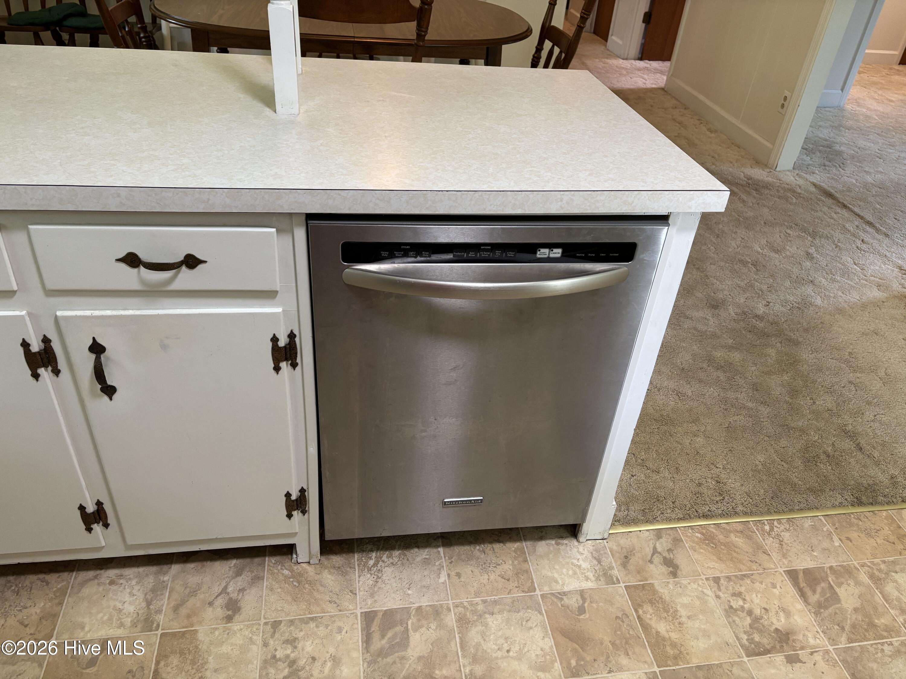 312 Neuse Cliff Road New Bern, NC 28560 - Photo 10 of 56 Stainless KitchenAid dishwasher