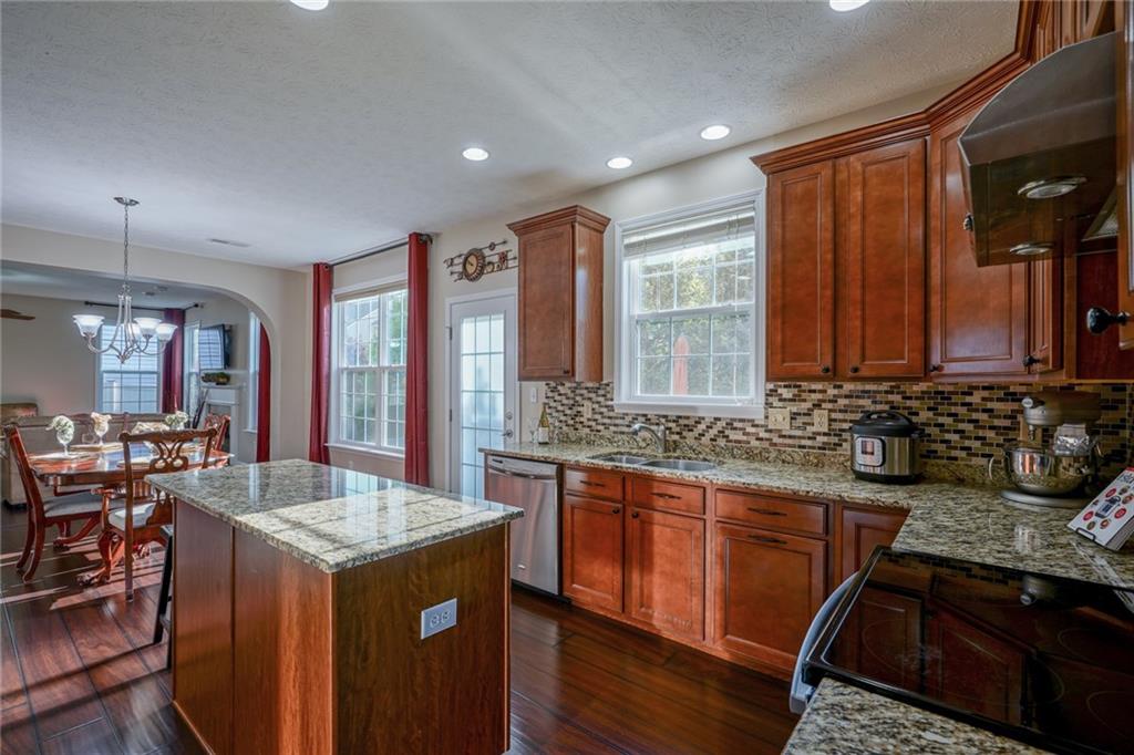 12143 Wolverton Way Fishers, IN 46037 - Photo 15 of 48 Gallery Image 15