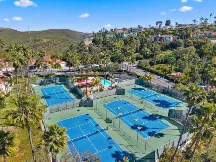 $725,000 | 3131 Vista Rica, Carlsbad, CA 92009