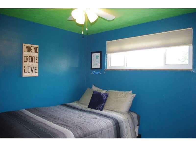 Bedroom. 