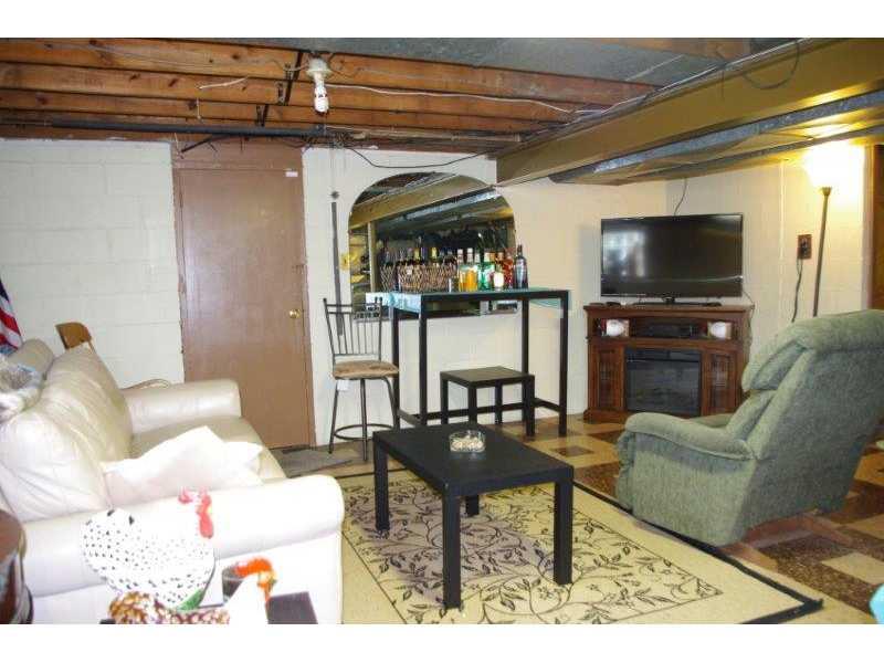 Basement/Game Room. 