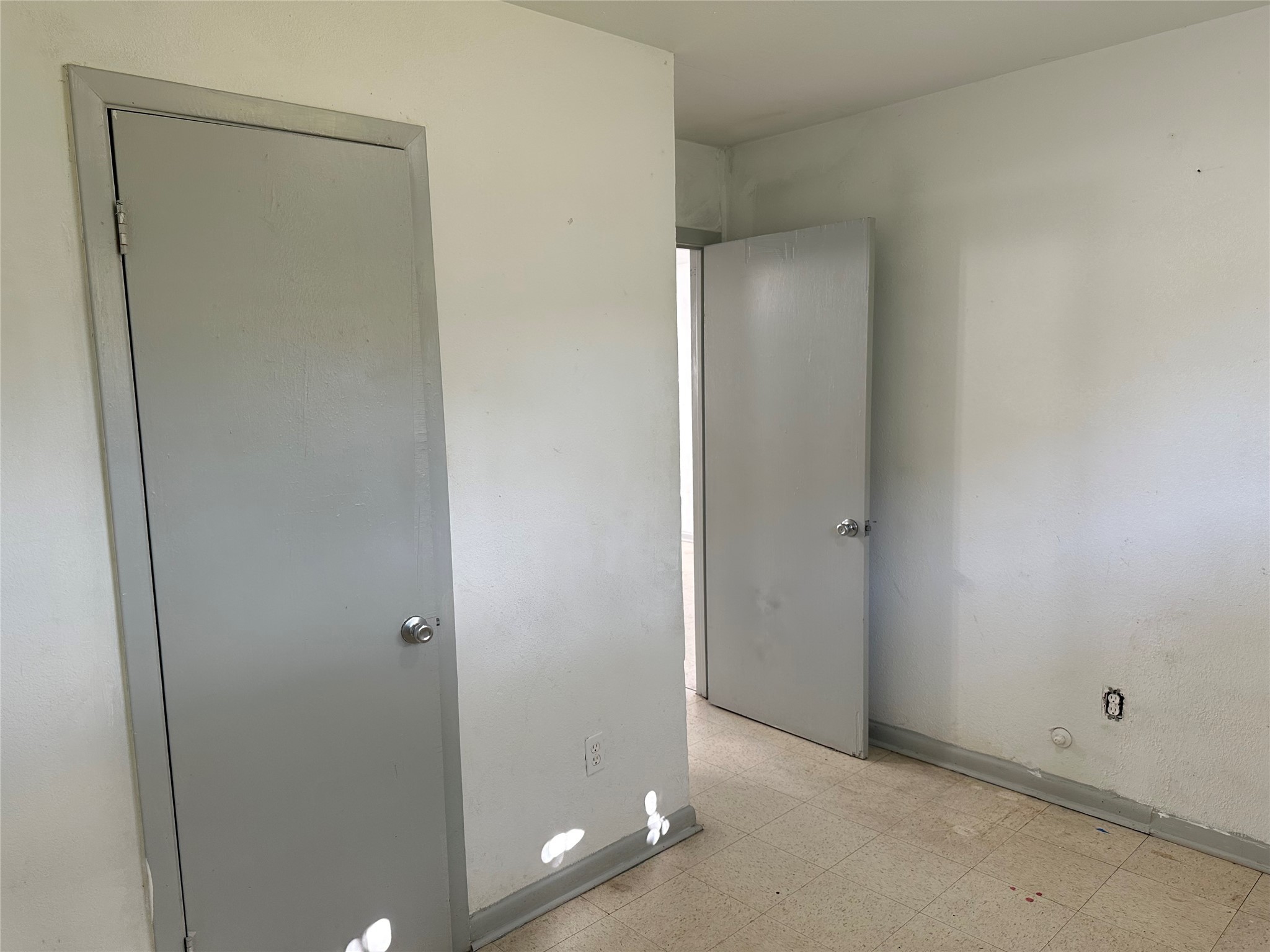 404 James Houston, TX 77009 - Photo 9 of 10