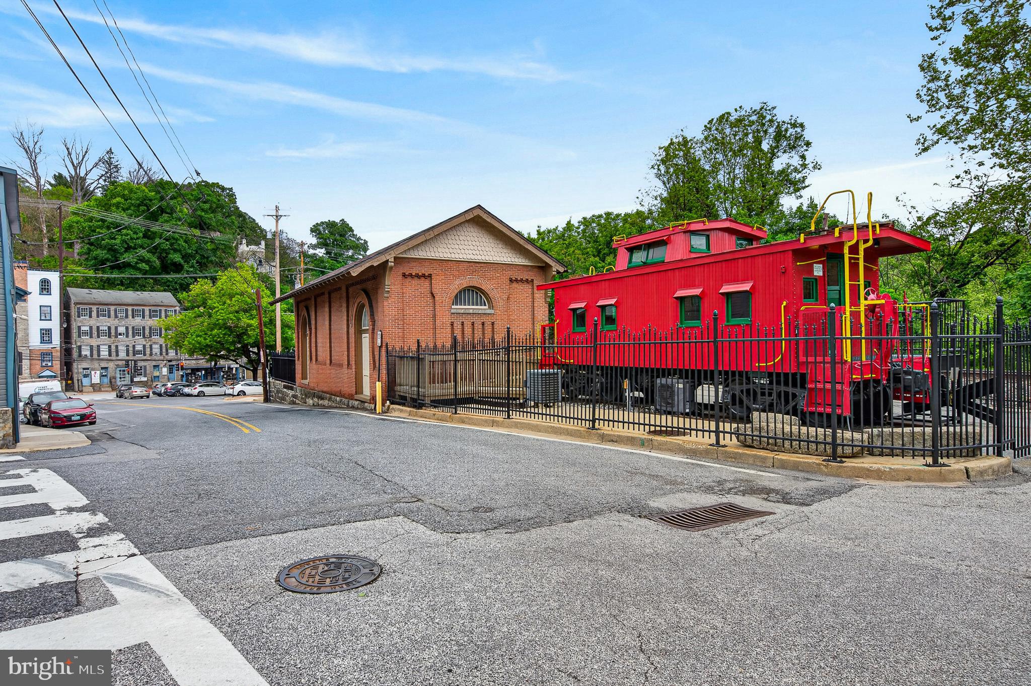 8669 Frederick Road Ellicott City, MD 21043 - Photo 35 of 39 Gallery Image 35