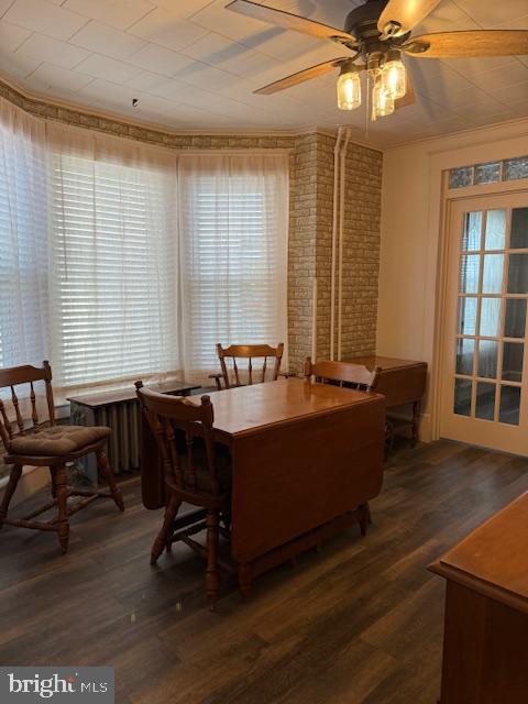 2920 Kutztown Road Reading, PA 19605 - Photo 4 of 21 a living room with furniture and wooden floor
