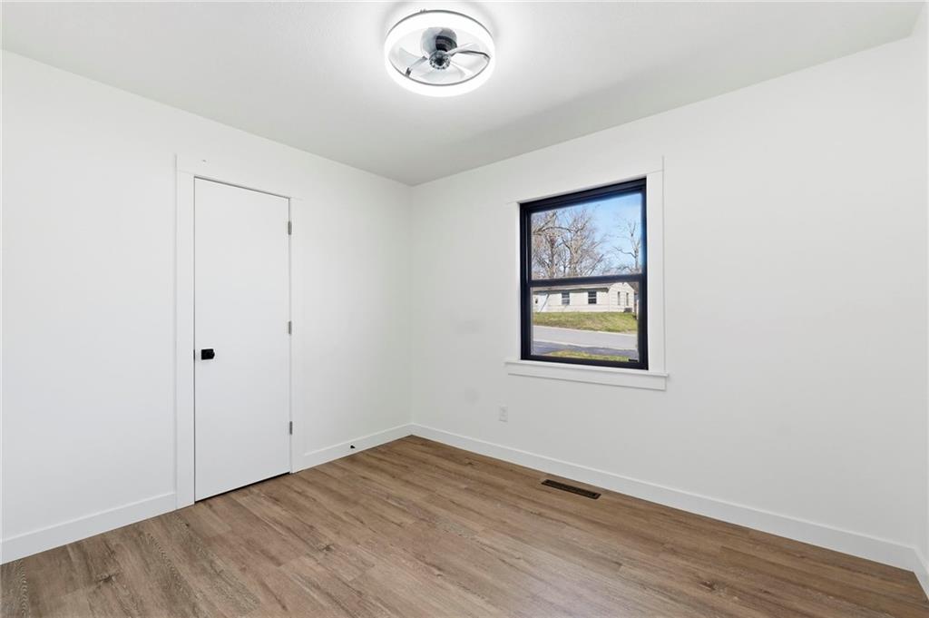 4721 Oak Grove Road Kansas City, KS 66106 - Photo 22 of 31