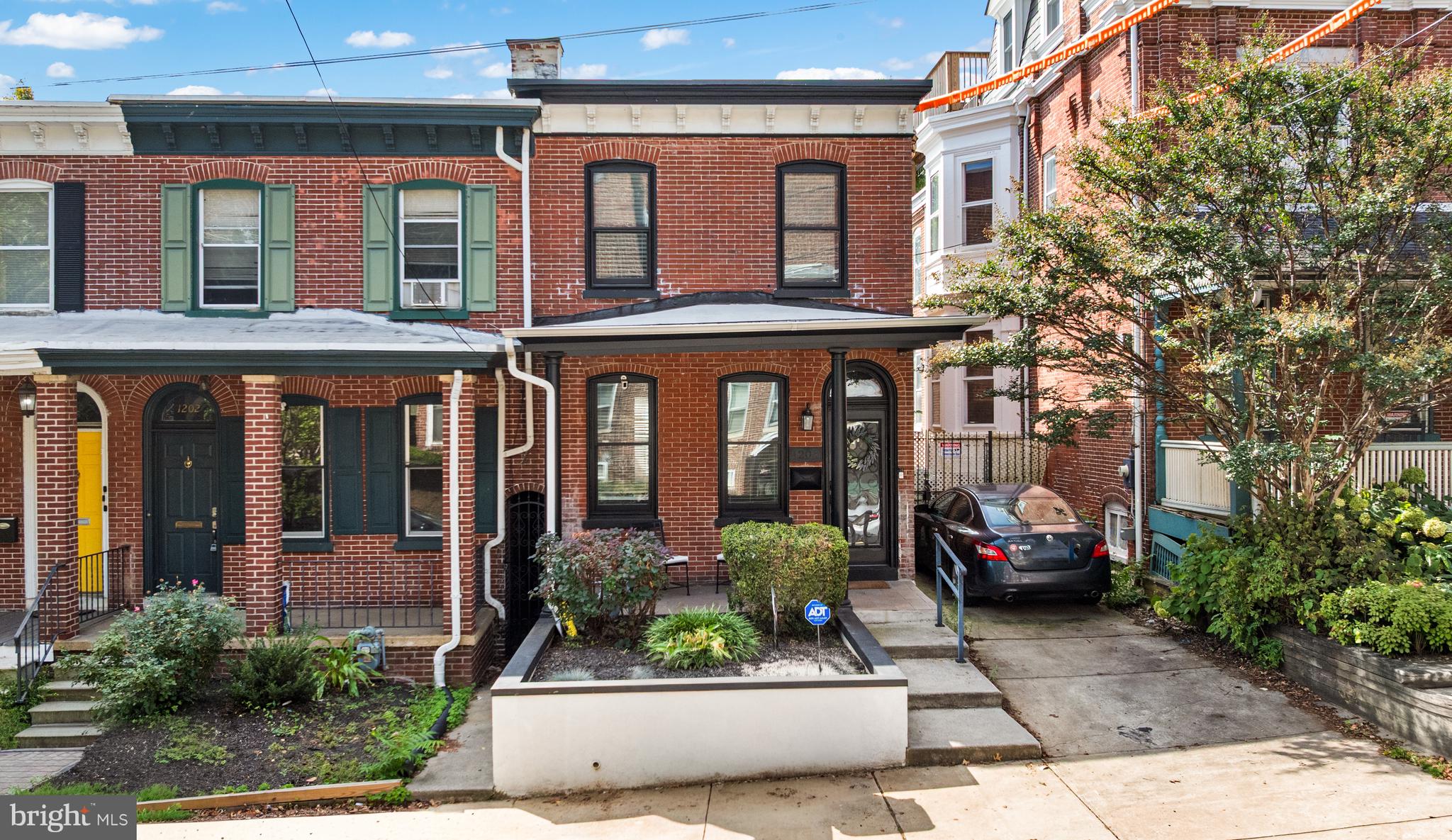 1204 West 8th Street Wilmington, DE 19806 - Photo 4 of 35 a front view of a building