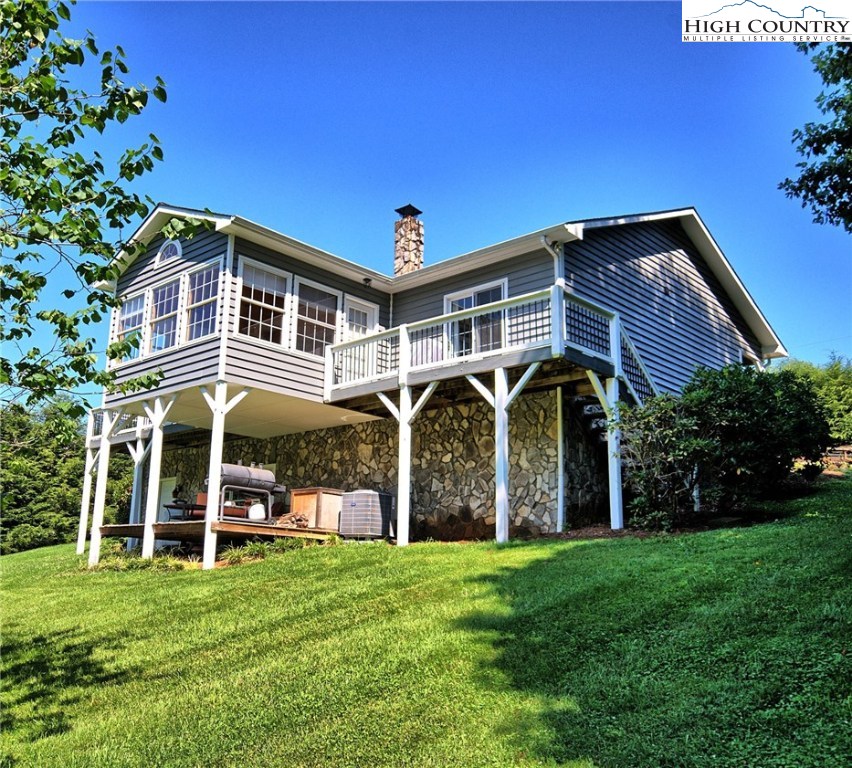 190 Beau Rivage Drive Crumpler, NC 28617 - Photo 2 of 31 Gallery Image 2