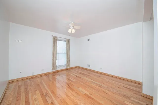 $2,200 | 5300 Carriageway Drive, Unit 107, Rolling Meadows, IL 60008