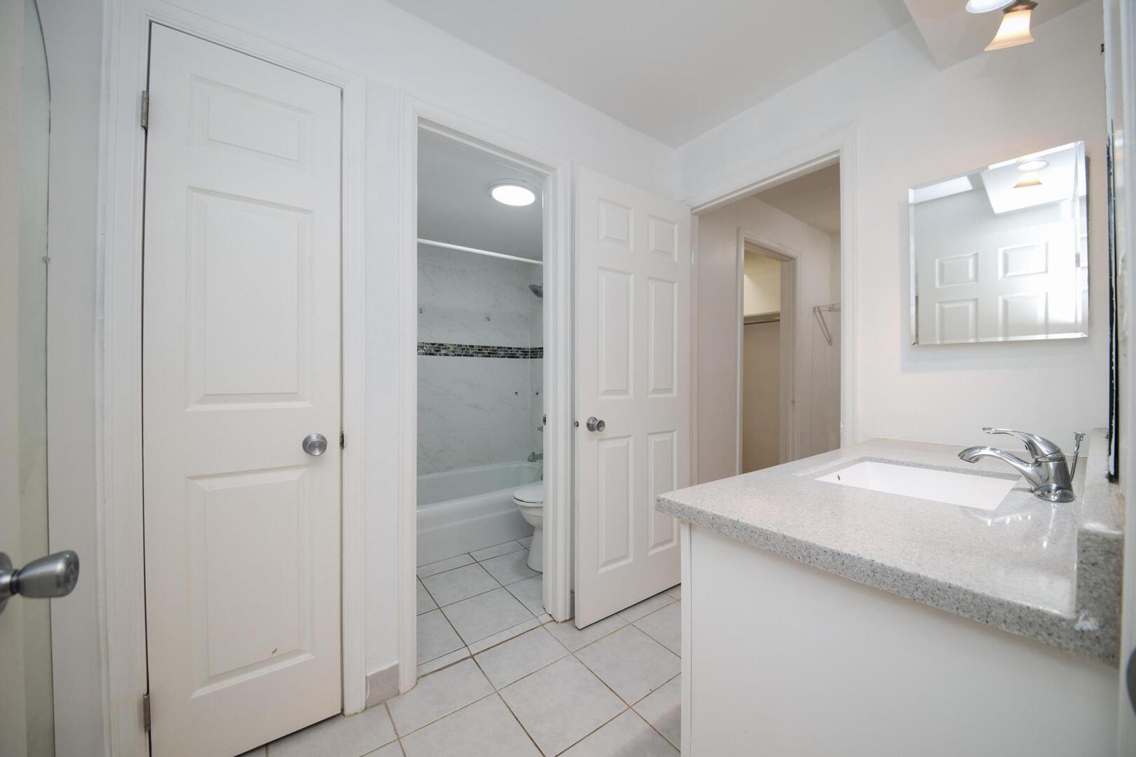 5300 Carriageway Drive, Unit 107 Rolling Meadows, IL 60008 - Photo 10 of 17