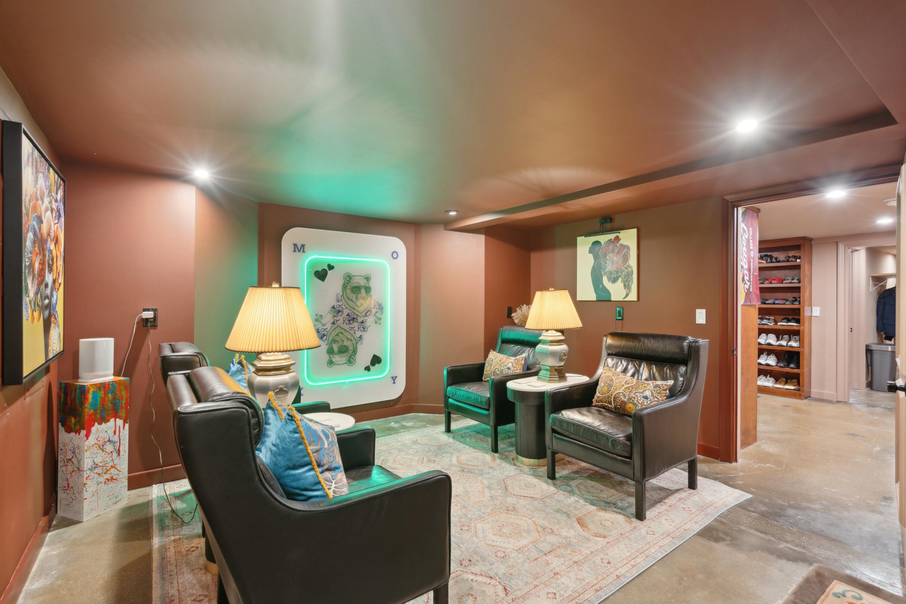 111 South Battery Charleston, SC 29401 - Photo 67 of 86 Lounge/Playroom