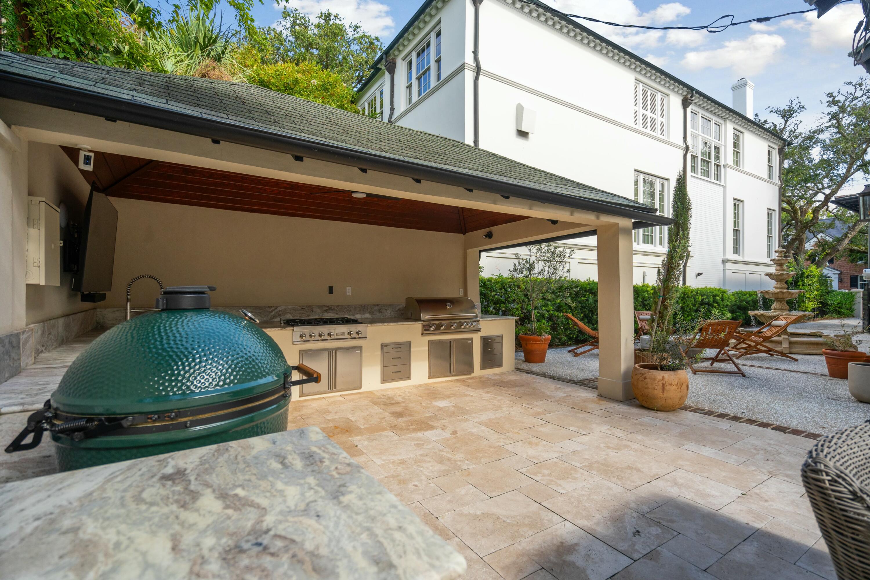 111 South Battery Charleston, SC 29401 - Photo 73 of 86 Outdoor Kitchen