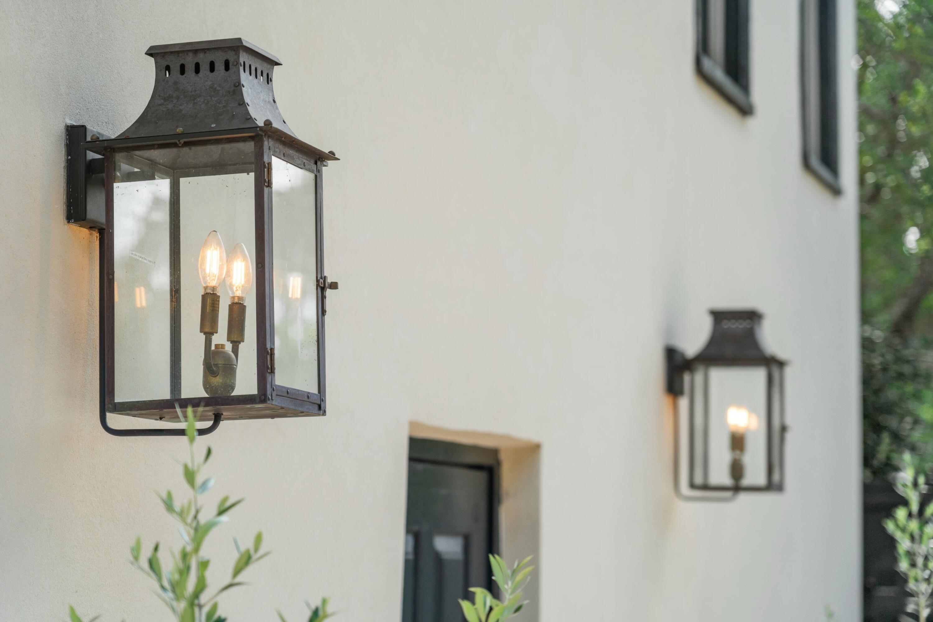 111 South Battery Charleston, SC 29401 - Photo 76 of 86 Lanterns