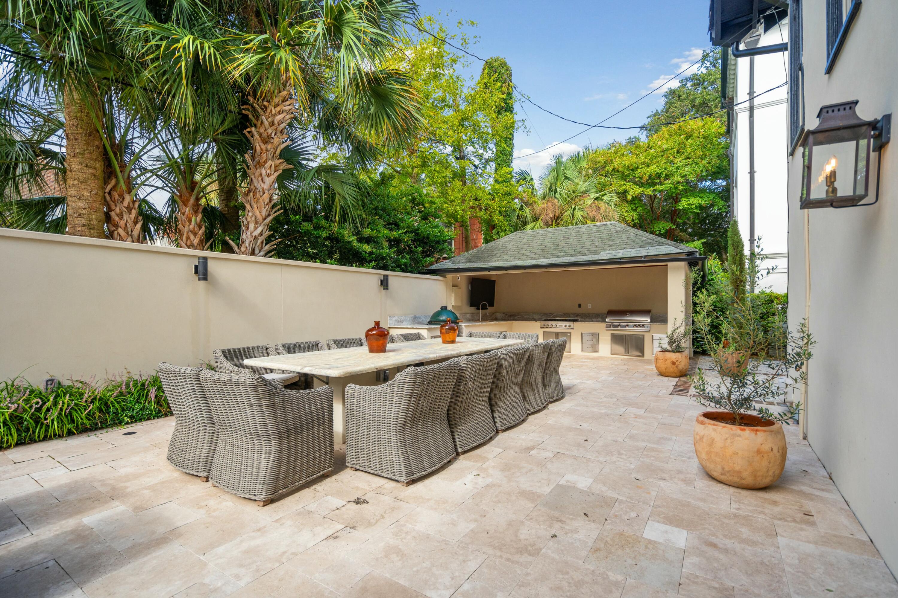 111 South Battery Charleston, SC 29401 - Photo 79 of 86 Outdoor Dining