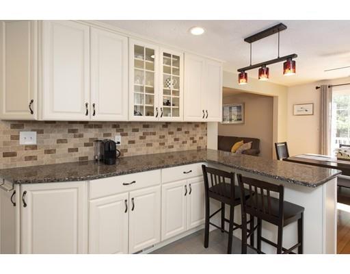15 Barefoot Hill Road Sharon, MA 02067 - Photo 7 of 20 Gallery Image 7