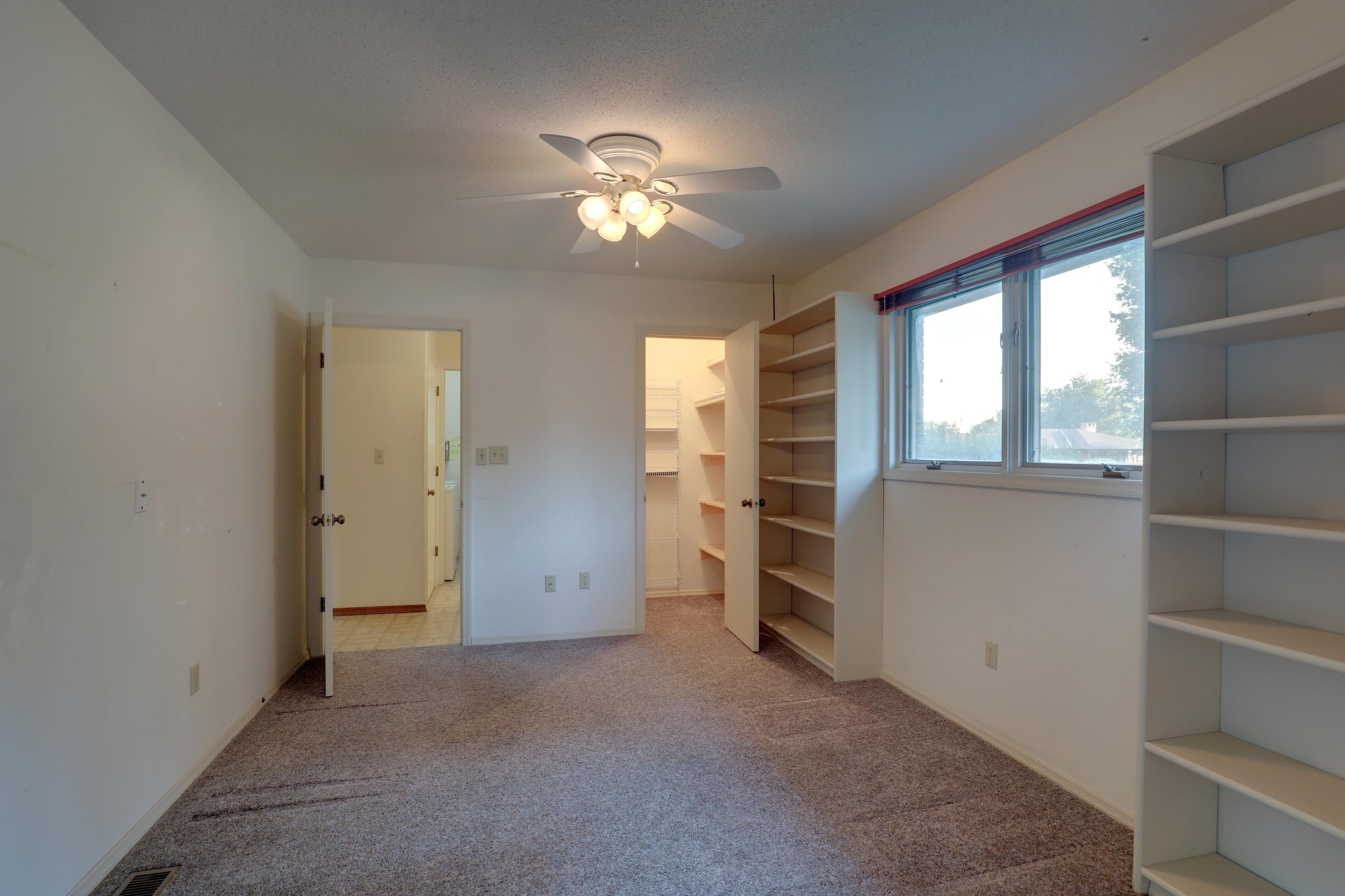 419 Spring Lake Drive Quincy, IL 62305 - Photo 30 of 39
