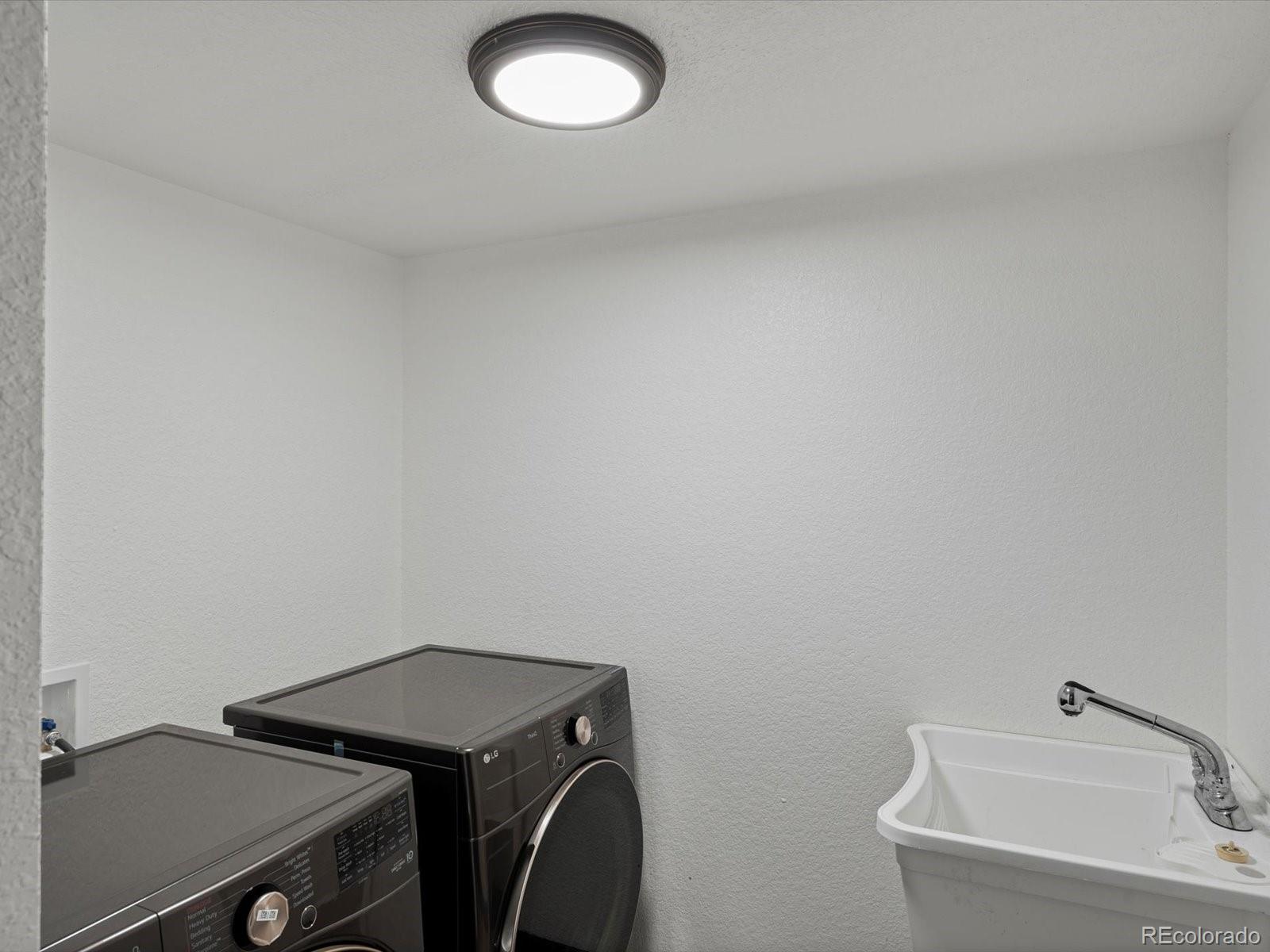 8049 Sweet Water Road Lone Tree, CO 80124 - Photo 27 of 44