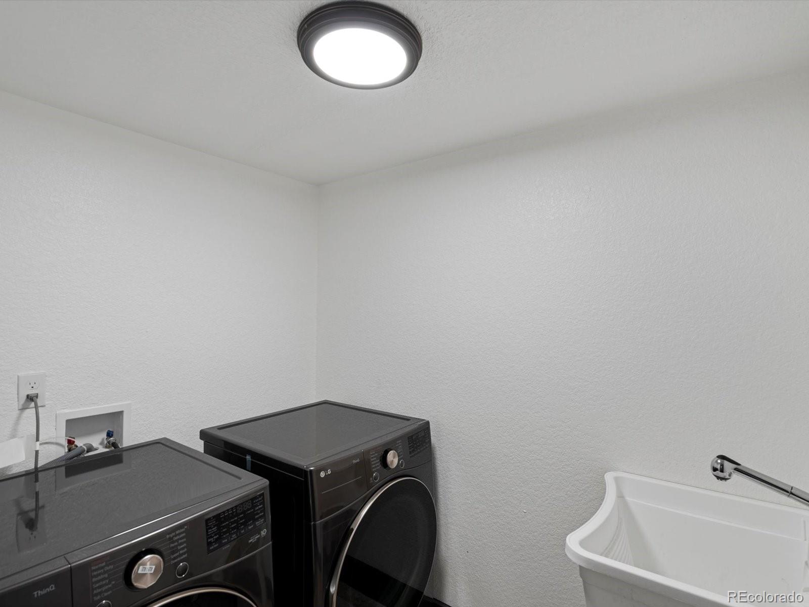 8049 Sweet Water Road Lone Tree, CO 80124 - Photo 28 of 44