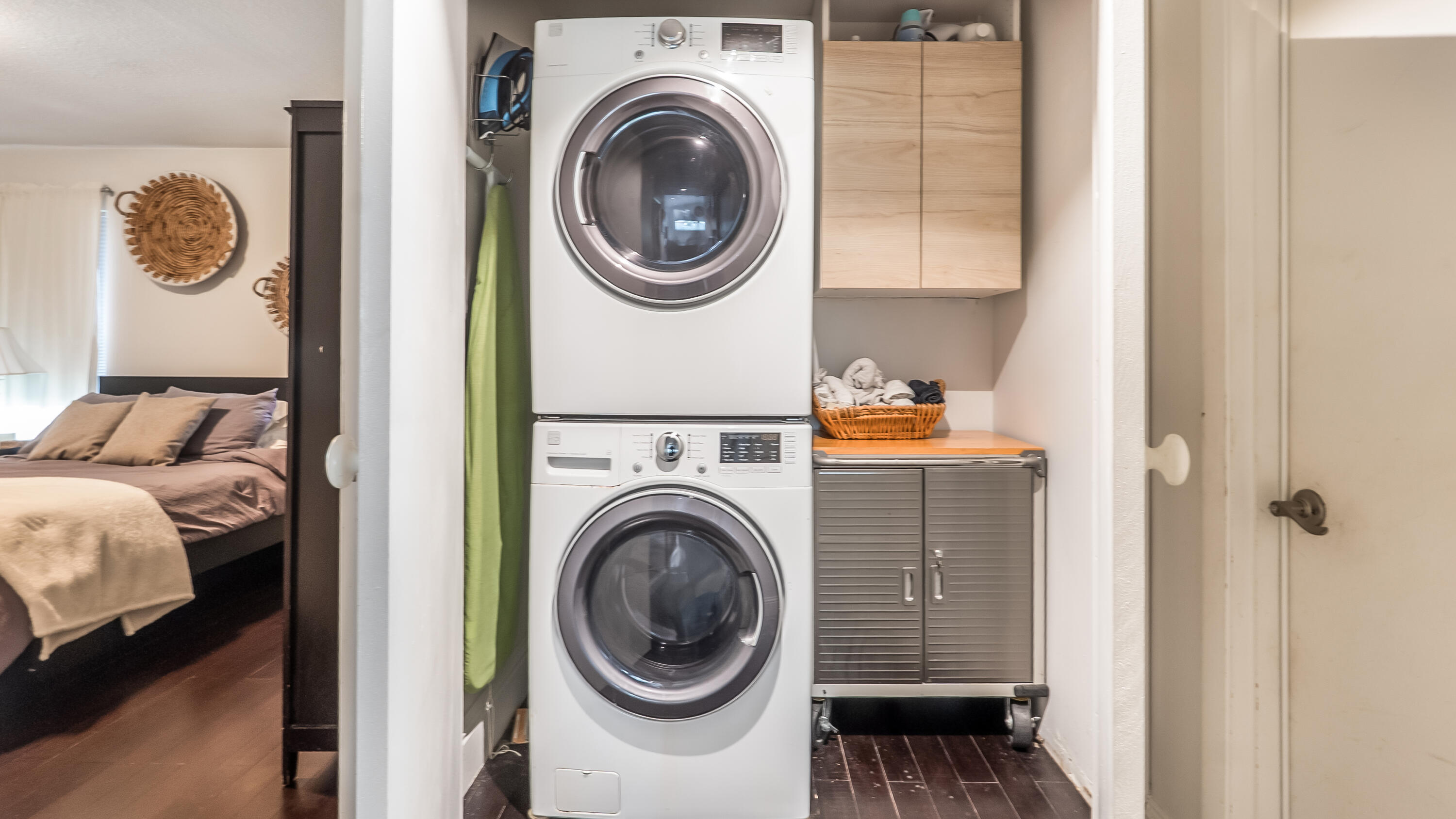 10208 Sunset Bend Drive Boca Raton, FL 33428 - Photo 33 of 40 a bedroom with a bed and a window