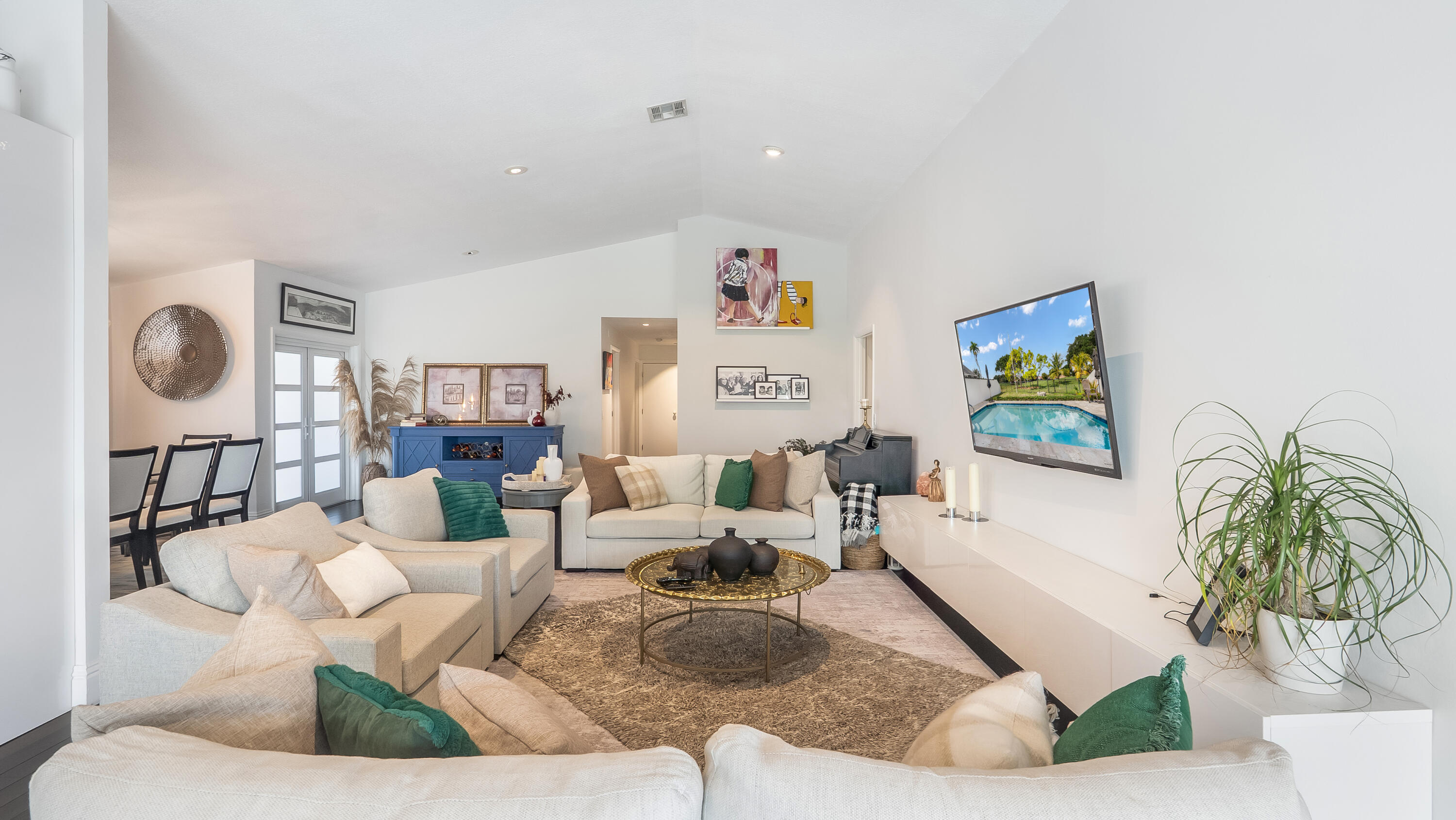 10208 Sunset Bend Drive Boca Raton, FL 33428 - Photo 10 of 40 a living room with furniture and a potted plant
