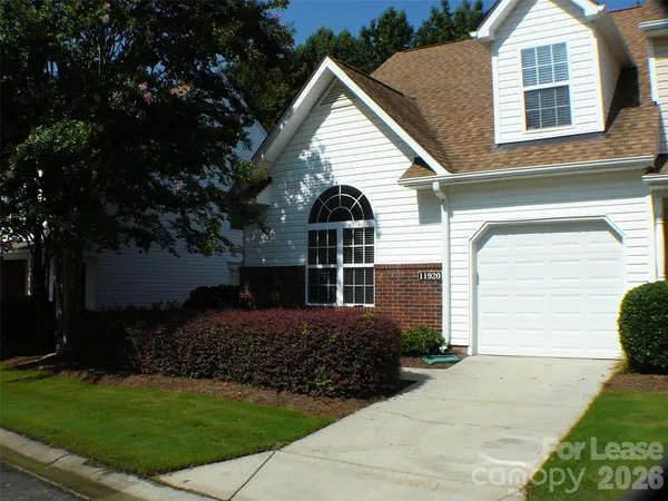 $1,875 | 11920 Lambert Bridge Drive, Charlotte, NC 28270