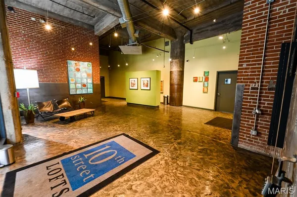 $1,900 | 1010 St Charles Street, Unit 1002, St. Louis, MO 63101