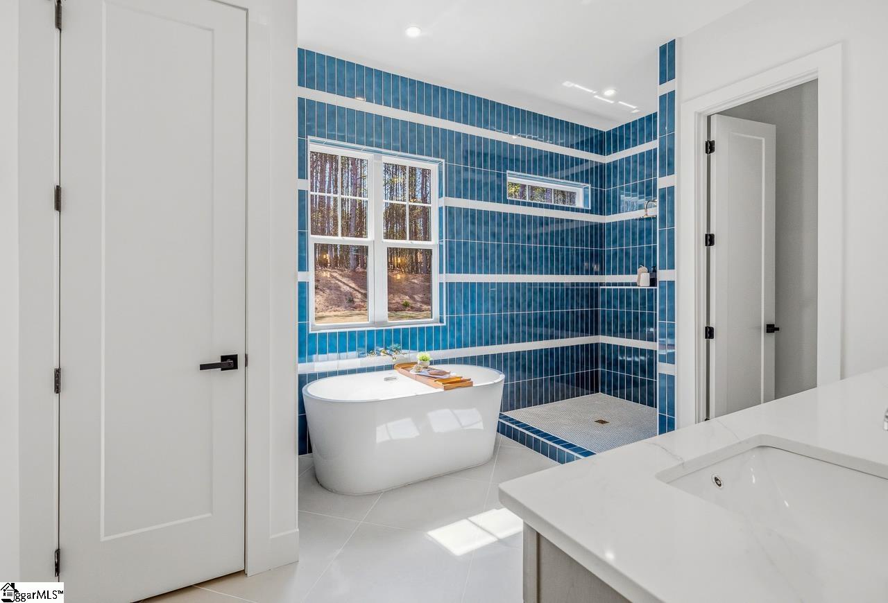 329 Thompson Road Taylors, SC 29687 - Photo 24 of 47 Gallery Image 24