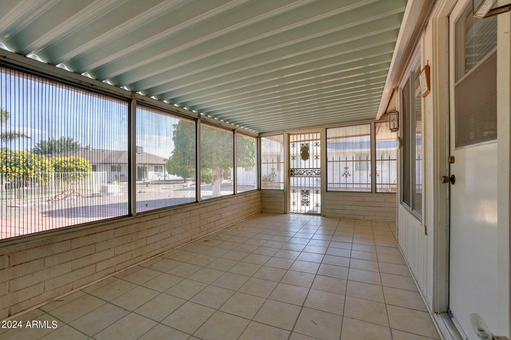 15457 North Ridgeview Road Sun City, AZ 85351 - Photo 23 of 28 Screened In Patio