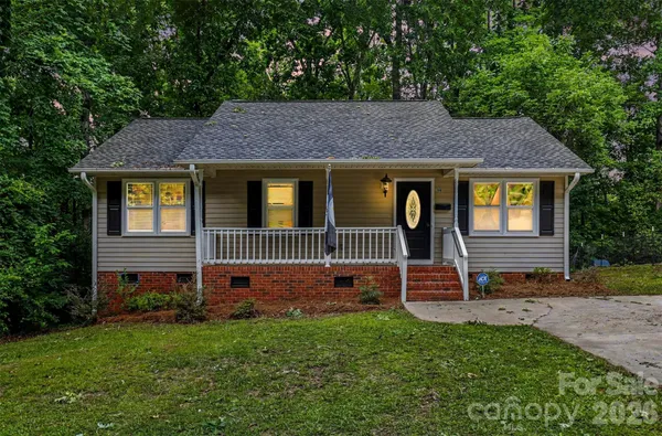 $219,900 | 308 Kershaw Street, Lancaster, SC 29720