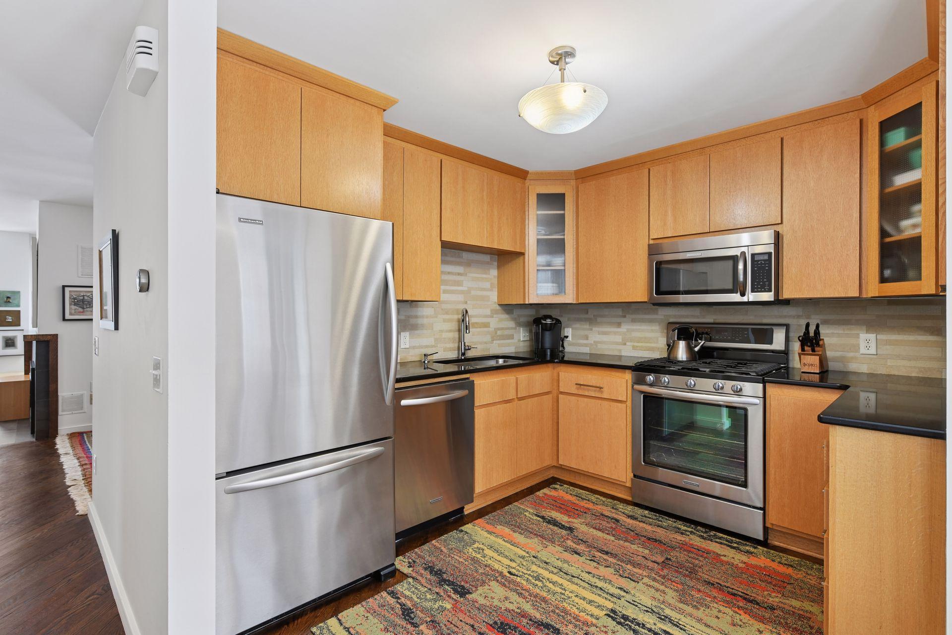 30 Greenway Gables Minneapolis, MN 55403 - Photo 16 of 36