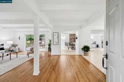 $1,395,000 | 980 Janet Lane, Lafayette, CA 94549