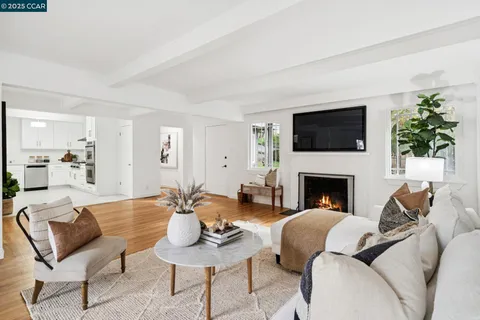 $1,395,000 | 980 Janet Lane, Lafayette, CA 94549