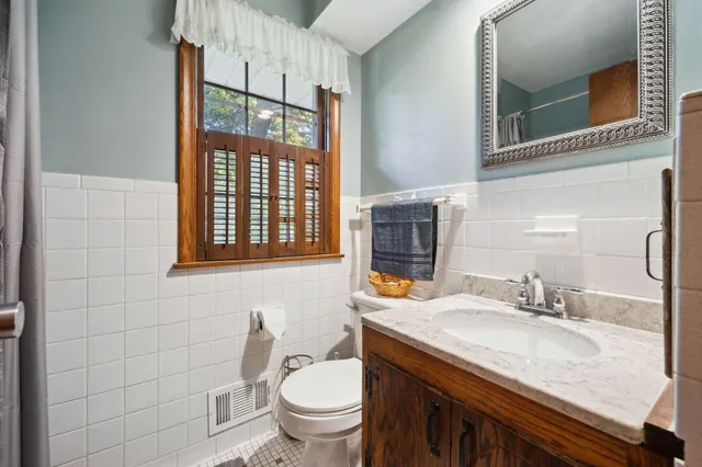 $4,500 | 10527 Morgan Avenue South, Bloomington, MN 55431