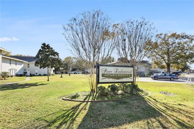$1,025 | 121 Lakewood Drive, Unit 21, Luling, LA 70070