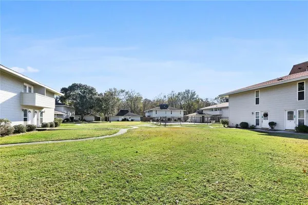 $1,025 | 121 Lakewood Drive, Unit 21, Luling, LA 70070