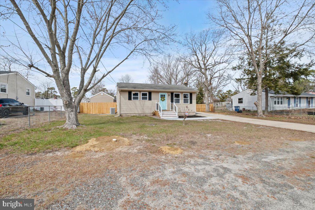 308 Apache Trail Browns Mills, NJ 08015 - Photo 5 of 34 a house view with outdoor space
