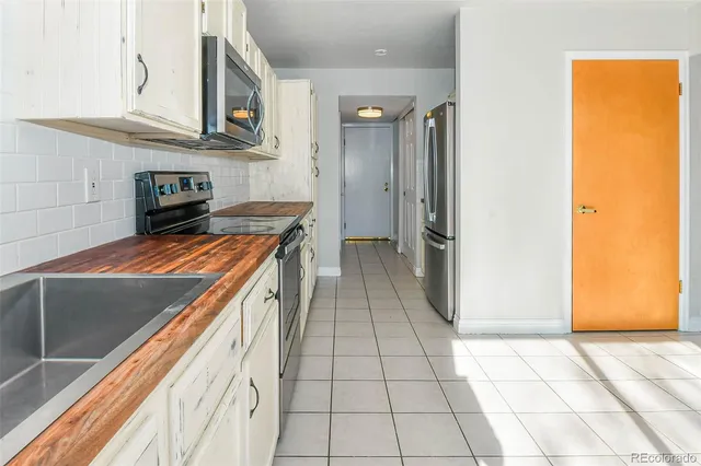 an empty room with a natural light