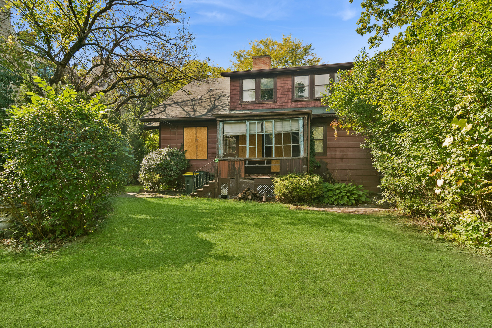785 Locust Street Winnetka, IL 60093 - Photo 14 of 19 a view of a house with a yard