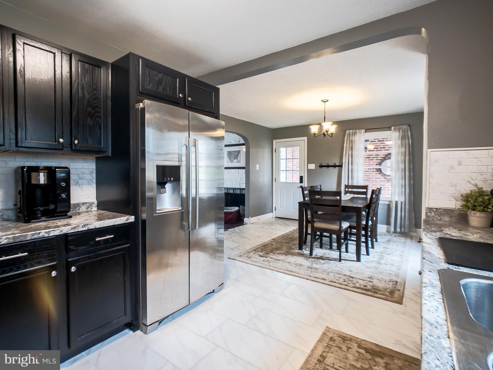 305 Richardson Road York, PA 17408 - Photo 6 of 26 Kitchen looking into Dining Area