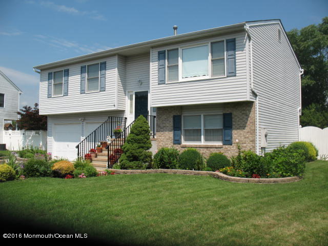 5 Partridge Lane Howell, NJ 07731 - Photo 1 of 24 IMG_0324