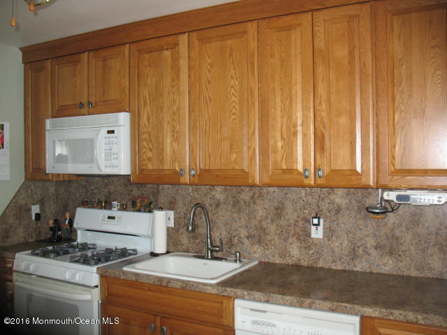 5 Partridge Lane Howell, NJ 07731 - Photo 12 of 24 IMG_0343